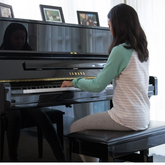 Yamaha U1 PE Upright Piano – Polished Ebony